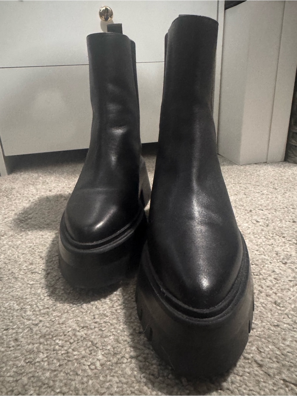 Rebecca Minkoff Lug Sole Black Platform Chelsea Boots Size 8